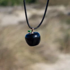 collier pomme en obsidienne